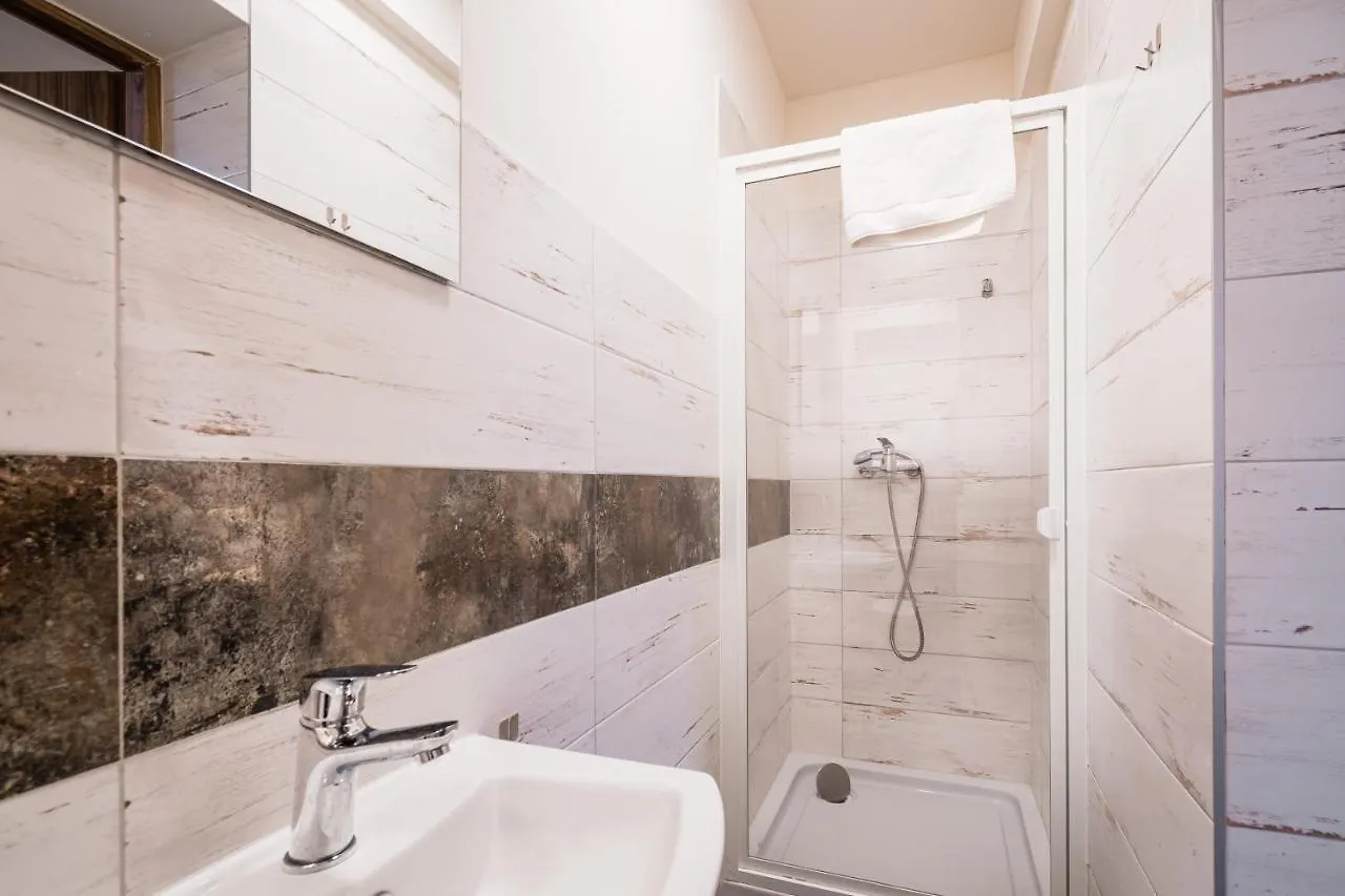 Jm Rooms Lubicz II Krakov Apartmán